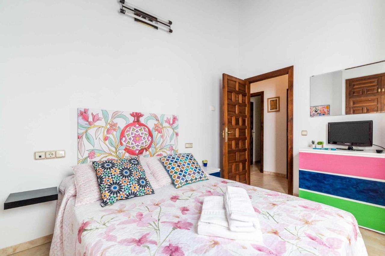 Cómodo y moderno apartamento a 3 minutos de la Catedral Granada Exterior foto